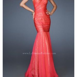 Worn once la femme mermaid style dress, has a gold sequin underlay